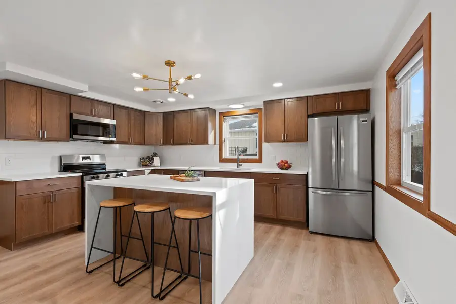 417 W 3rd Street, Kimberly, WI 54136 - Image #2