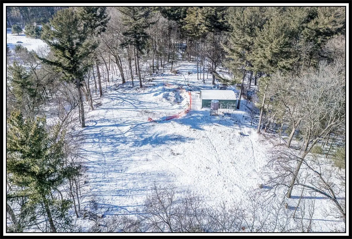 N2146 Robe Road, New London, WI 54961-9047 - Image #1