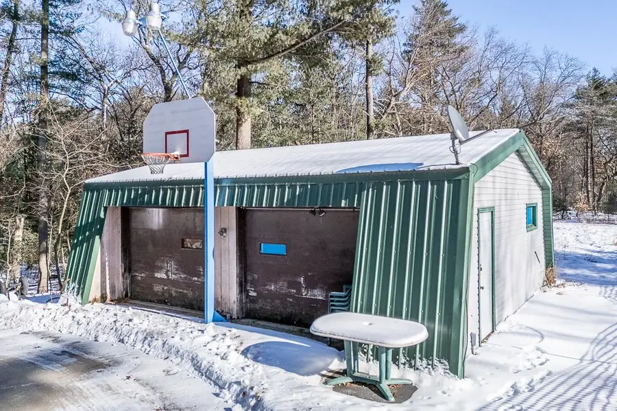 N2146 Robe Road, New London, WI 54961-9047 - Image #2