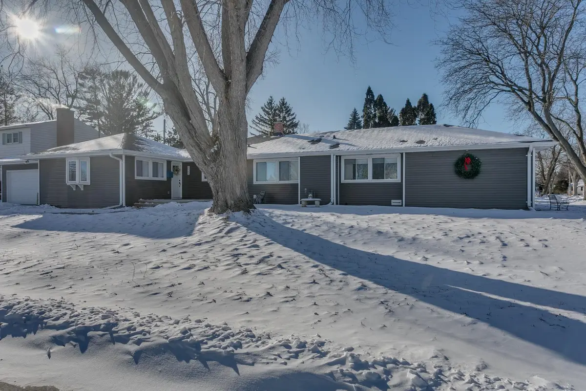 629 Belmont Court, Neenah, WI 54956 - Image #1