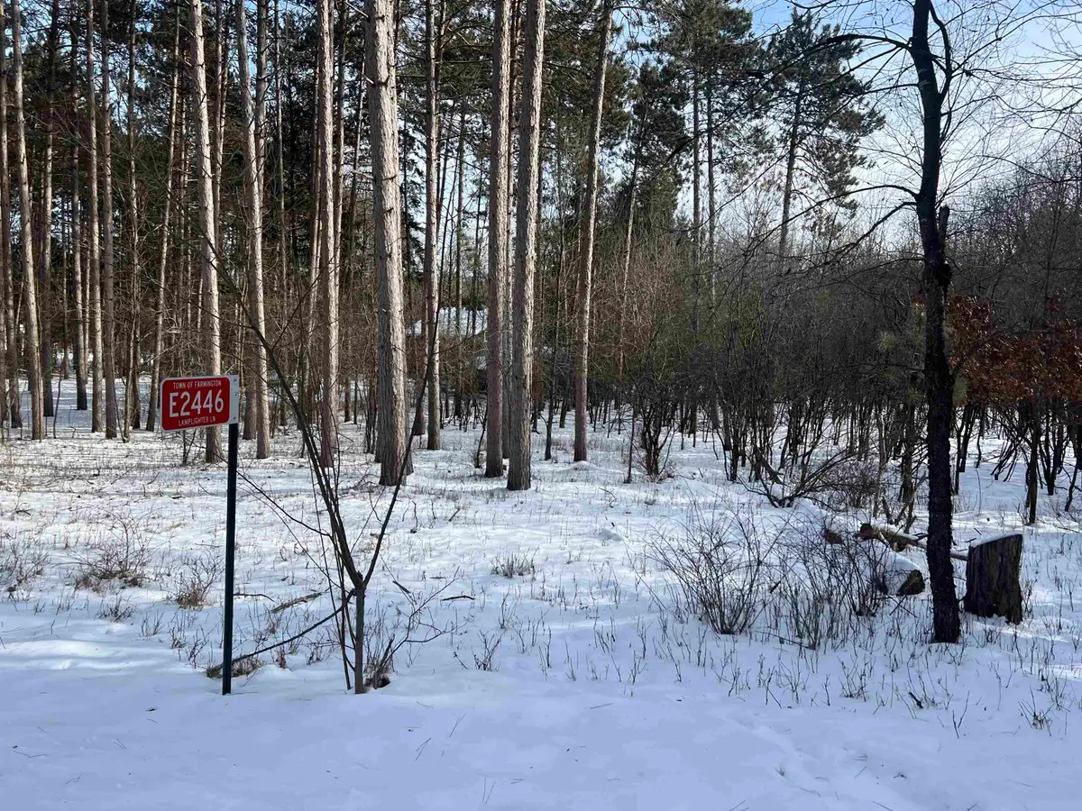 E2446 E Lamplighter Lane Lane, Waupaca, WI 54981 - Image #1