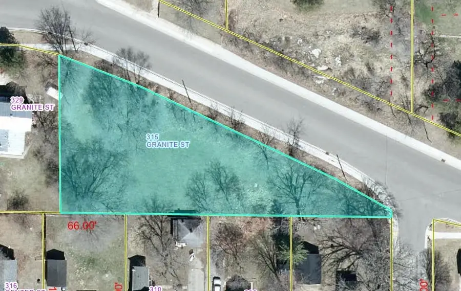 315 Granite Street, Waupaca, WI 54981 - Image #3