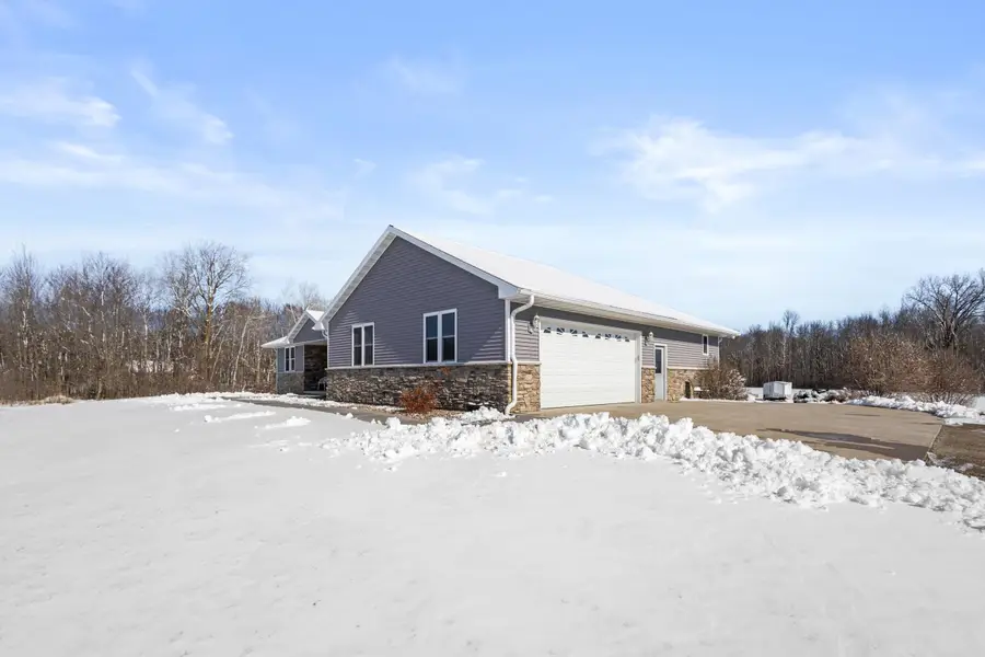 8464 County Road S, Pulaski, WI 54162 - #3