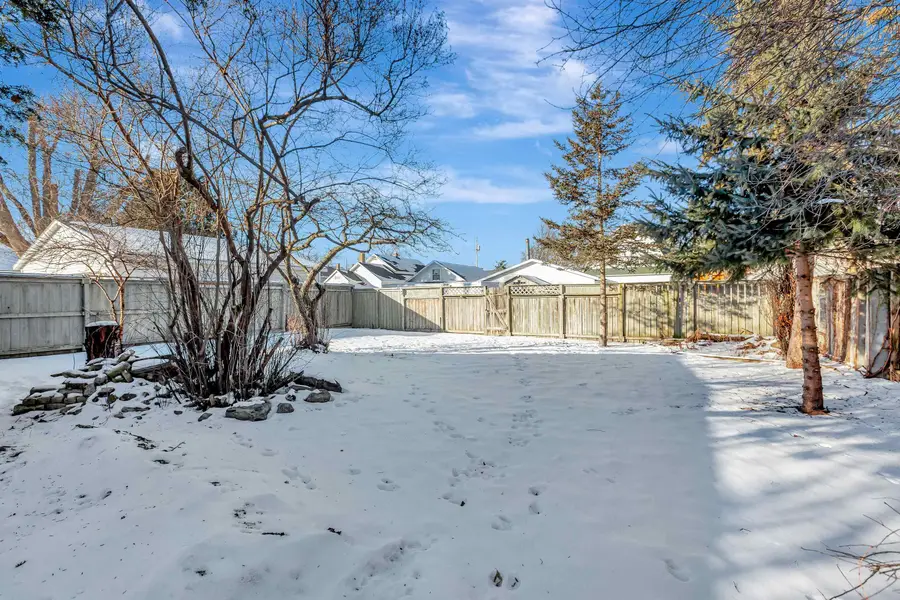 236 W South Park Avenue, Oshkosh, WI 54902-5120 - Image #3