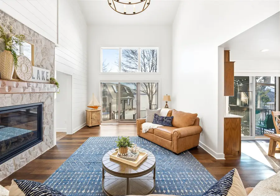 6097 E Lyngaas Road, Winneconne, WI 54986 - #2