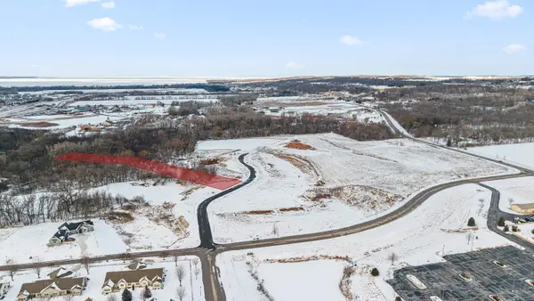 174 Hidden Valley Circle #4, FOND DU LAC, WI 54937