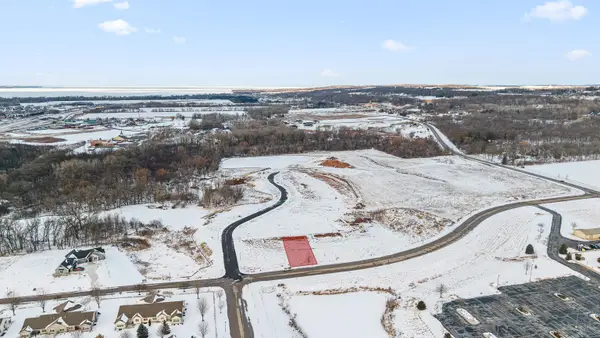 1435 Eastwind Lane #15, FOND DU LAC, WI 54937