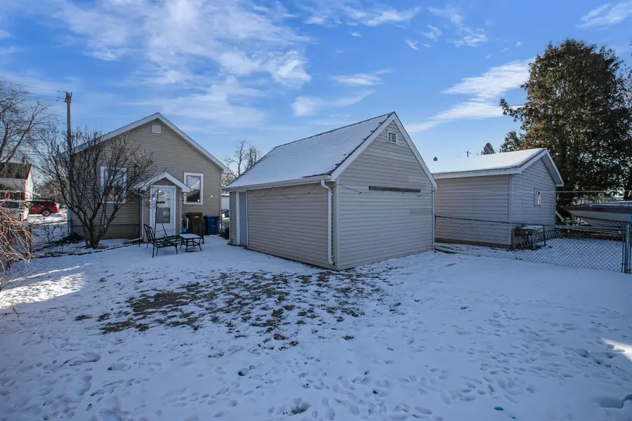 213 Lawson Street, Menasha, WI 54952 - Image #2