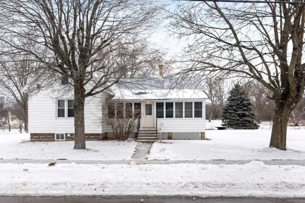 404 Mcdonald Street, OCONTO, WI 54153-1032