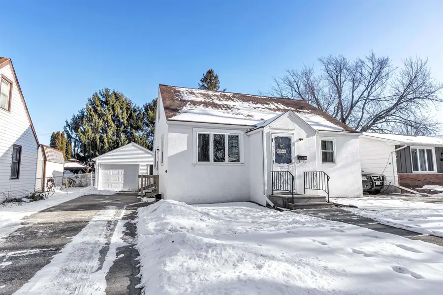 1707 11th Avenue, Green Bay, WI 54304 - #2