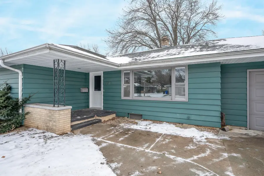 1201 W Brewster Street, Appleton, WI 54914 - Image #3