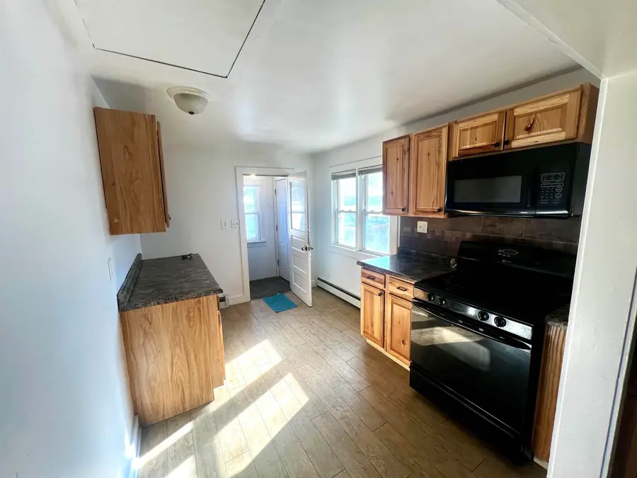 618 N Baird Street, Green Bay, WI 54302 - #3