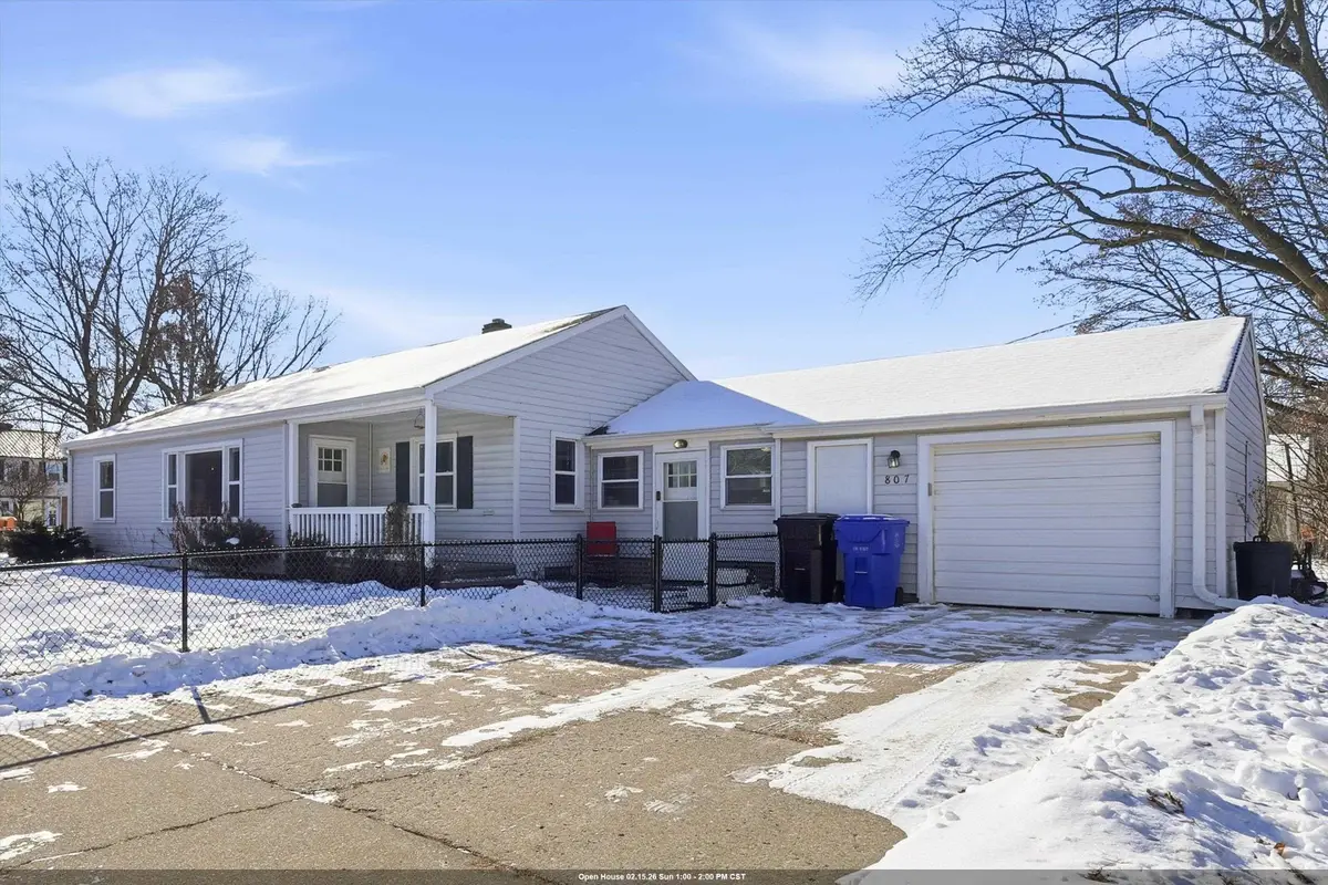 807 N Badger Avenue, Appleton, WI 54914 - #1