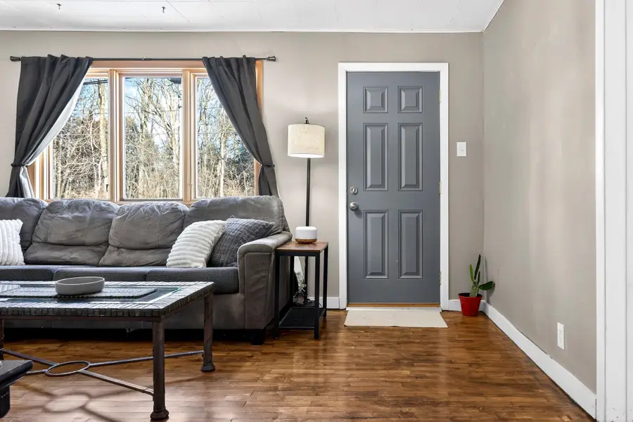 1221 Hillcrest Drive, Kaukauna, WI 54130 - Image #3