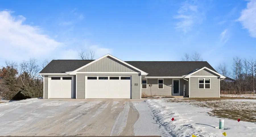 4372 Lakeland Drive, Oshkosh, WI 54904 - Image #2