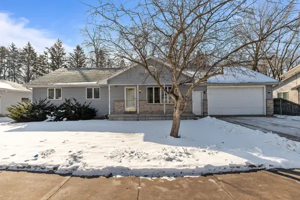 201 E Meadow Grove Boulevard, APPLETON, WI 54915
