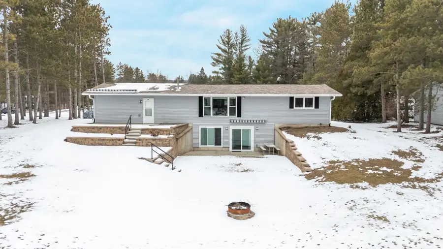 W6329 Peninsula Court, Neshkoro, WI 54960 - #2