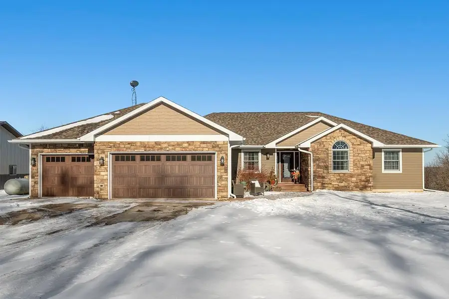 E5248 White Lake Road, Weyauwega, WI 54983-8730 - Image #2