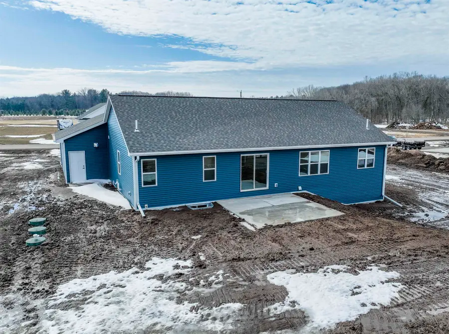 3752 Westpoint Road, Suamico, WI 54313 - #3