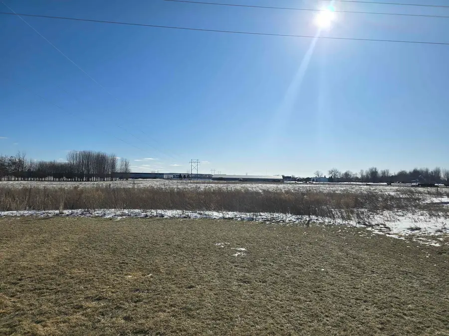 3967 E Rubyred Drive, Appleton, WI 54913 - #2