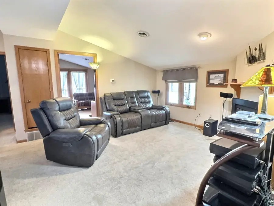 450 N Campbell Road #D3, Oshkosh, WI 54902 - Image #3