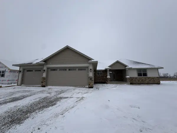 3706 Edwina Drive, DE PERE, WI 54115