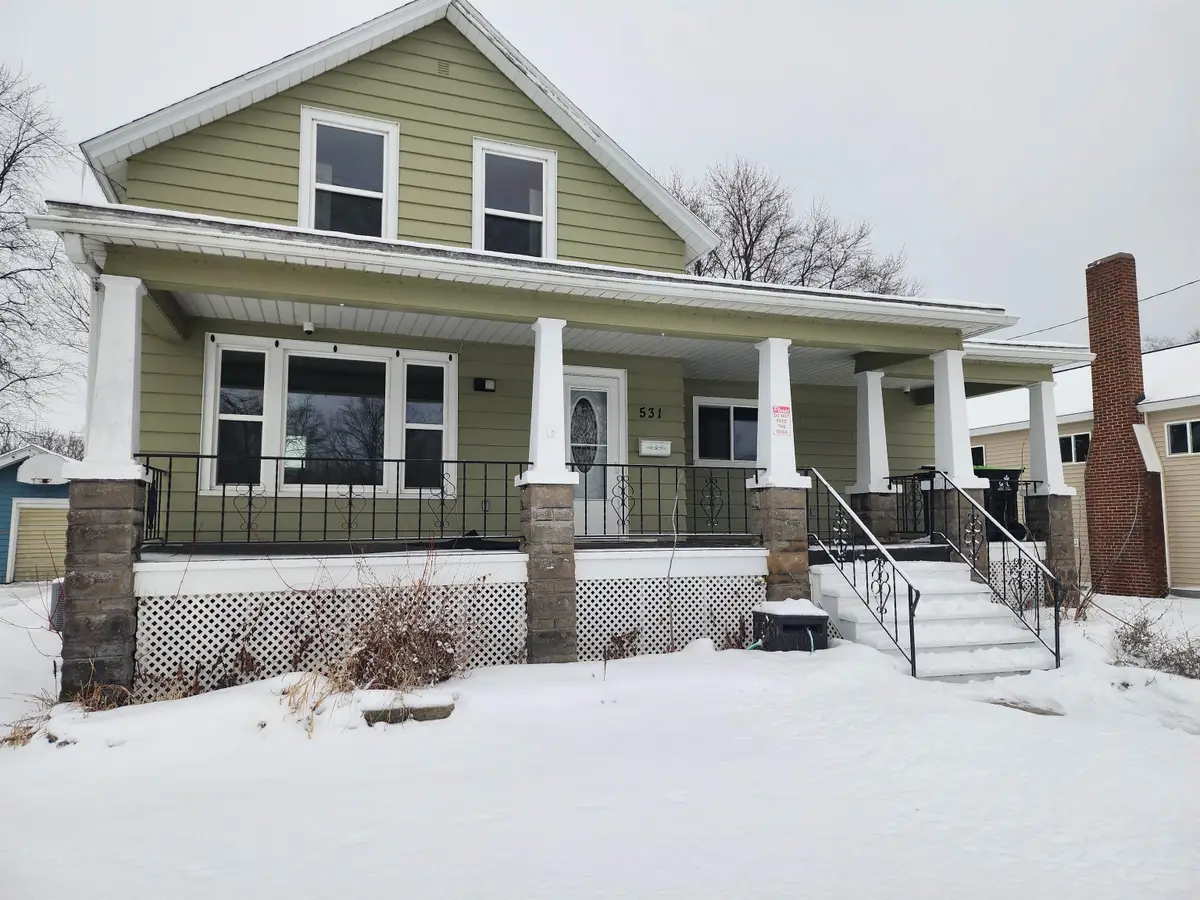 531 6th Avenue, Menominee, MI 49858 - #1