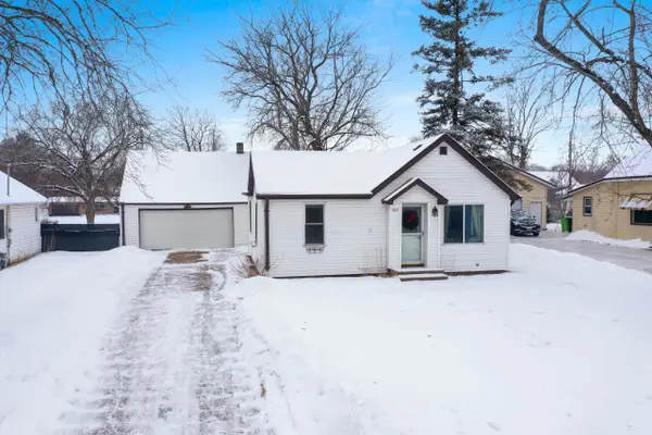 211 S Oakland Avenue, OCONTO FALLS, WI 54154
