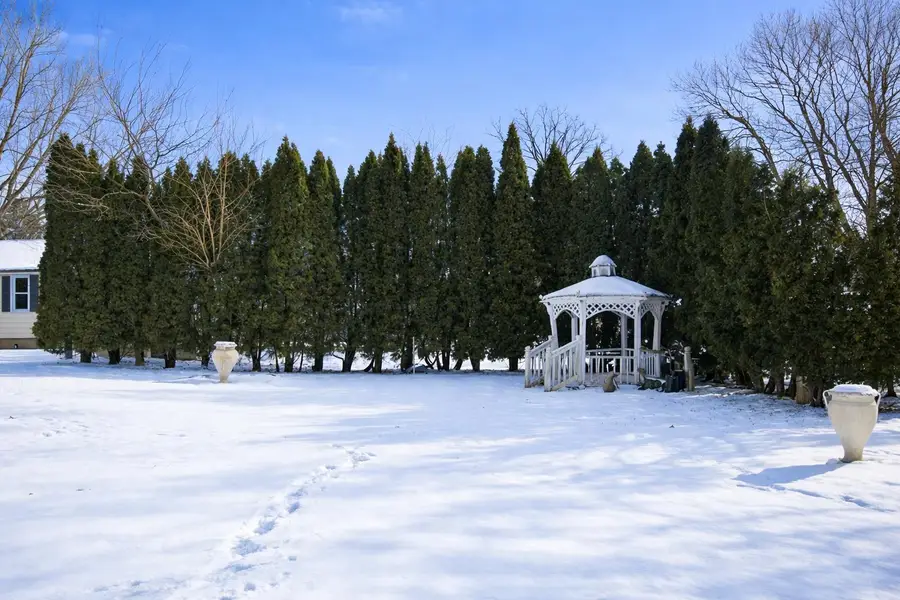 1905 Roosevelt Avenue, Oshkosh, WI 54901-1738 - Image #3