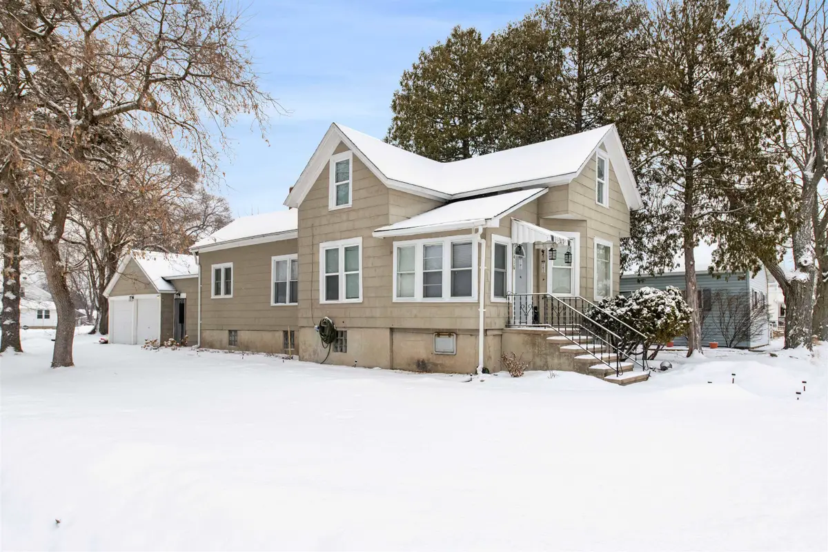 1416 30th Avenue, Menominee, MI 49858 - #1