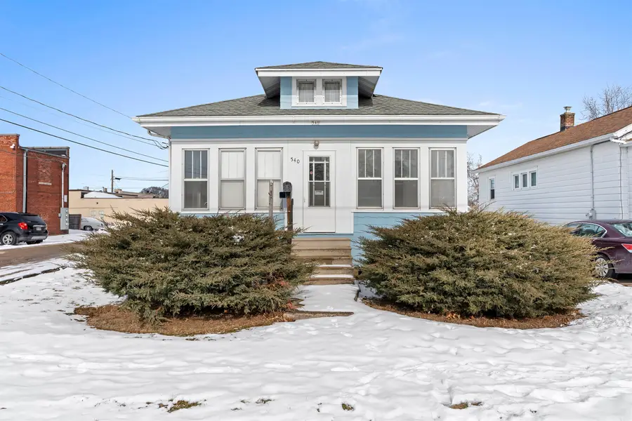 540 W 10th Avenue, Oshkosh, WI 54902 - Image #2