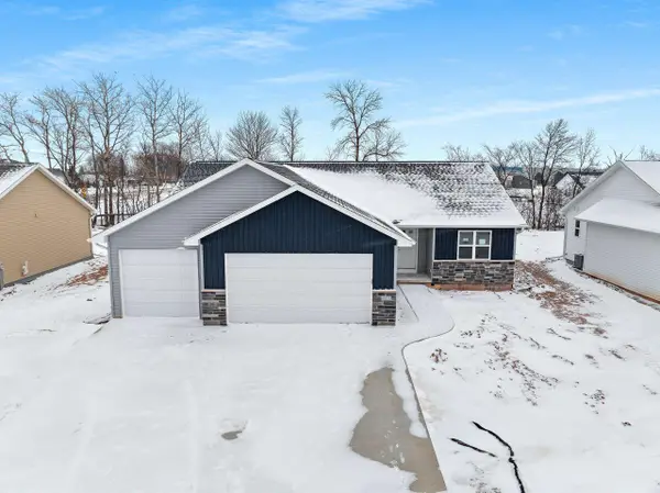 N9284 Constellation Drive, APPLETON, WI 54915