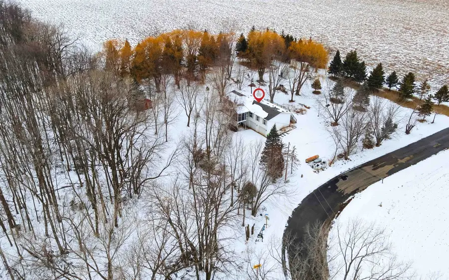 7707 Quigley Road, Omro, WI 54963 - Image #3