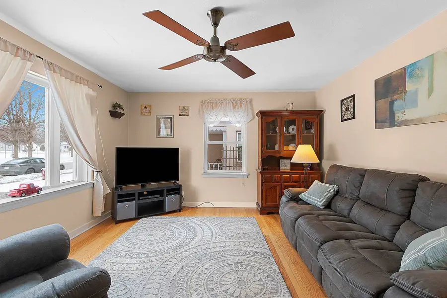 1115 Gross Avenue, Green Bay, WI 54304-2555 - #2