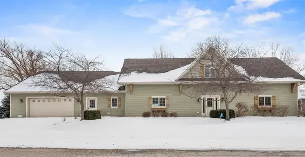 4882 S Bayshore Lane, OCONTO, WI 54153