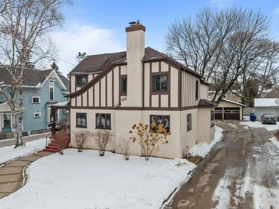 827 E Washington Street, Appleton, WI 54911 - Image #2