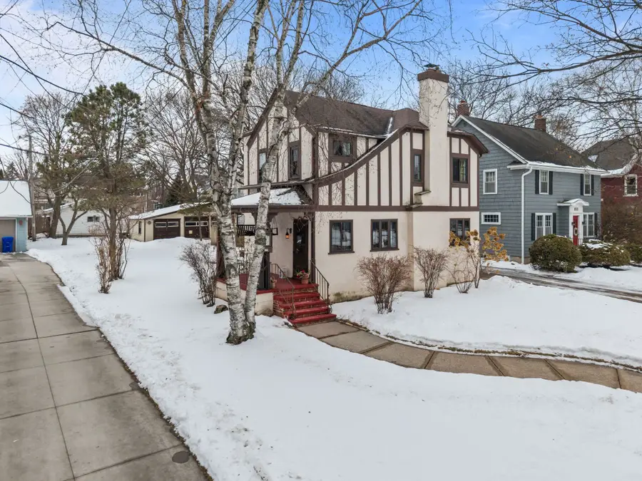 827 E Washington Street, Appleton, WI 54911 - Image #3