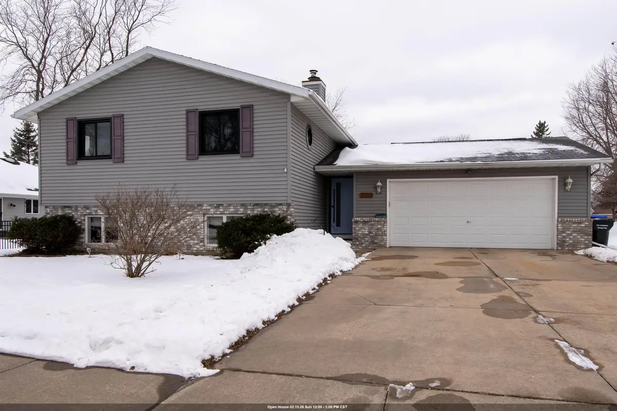 3108 E Rail Road, Appleton, WI 54915 - Image #1