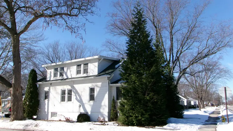 921 Liberty Street, Green Bay, WI 54304-3647 - #3