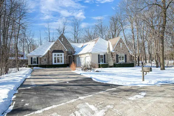 1388 Firefly Court, NEENAH, WI 54956