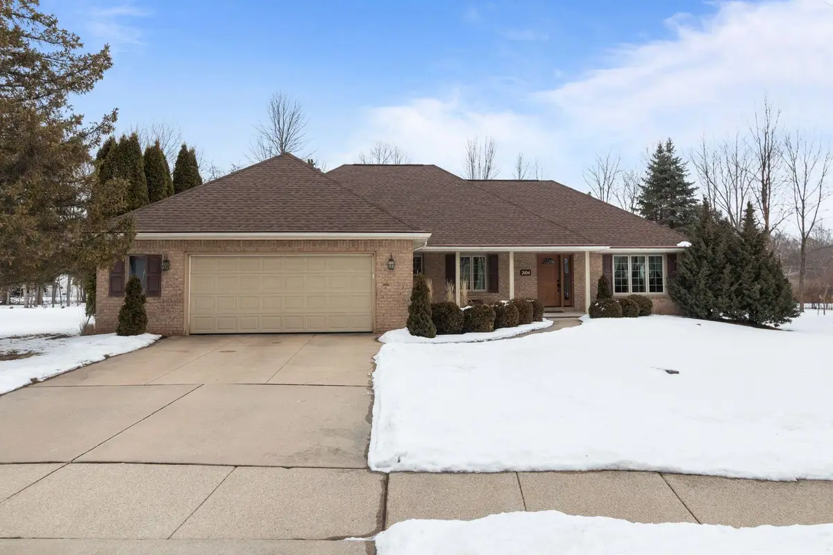 2104 Stafford Lane, Kaukauna, WI 54130 - #1