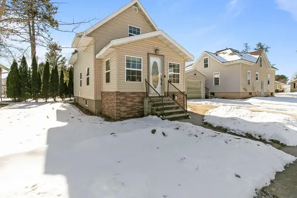 406 Wallace Street, NEW LONDON, WI 54961-2164