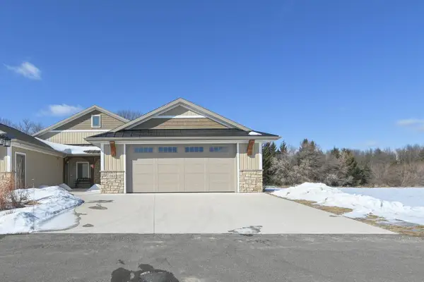 2765 County Road Ee, ABRAMS, WI 54101