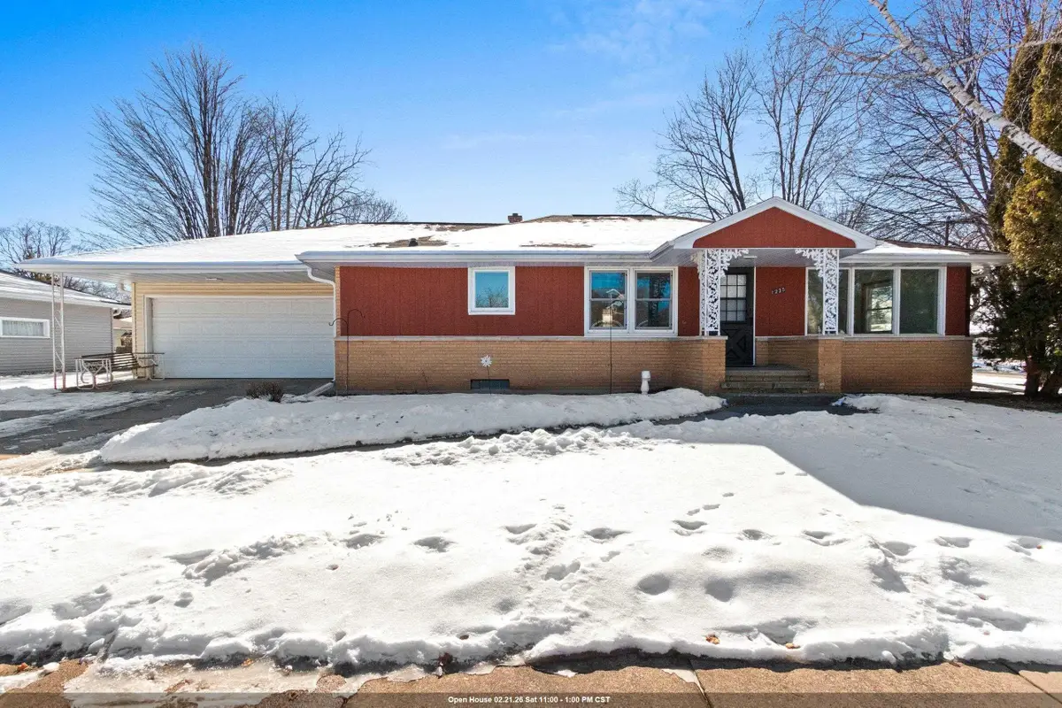 1235 W Frances Street, Appleton, WI 54914 - #1