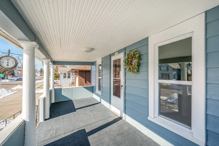 1370 Ceape Avenue, Oshkosh, WI 54901 - #2