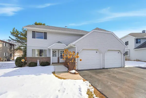 17 Concord Drive, FOND DU LAC, WI 54935-2956