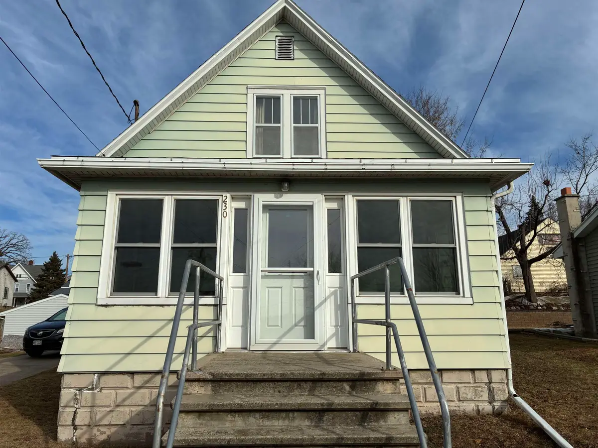 230 Canal Street, Kaukauna, WI 54130 - #1
