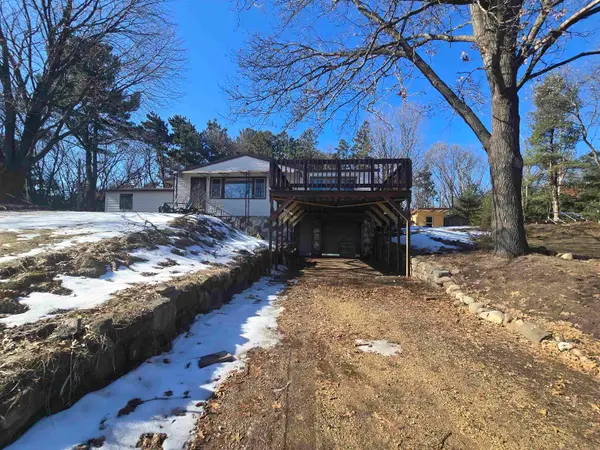 N5173 County Road A, WESTFIELD, WI 53964