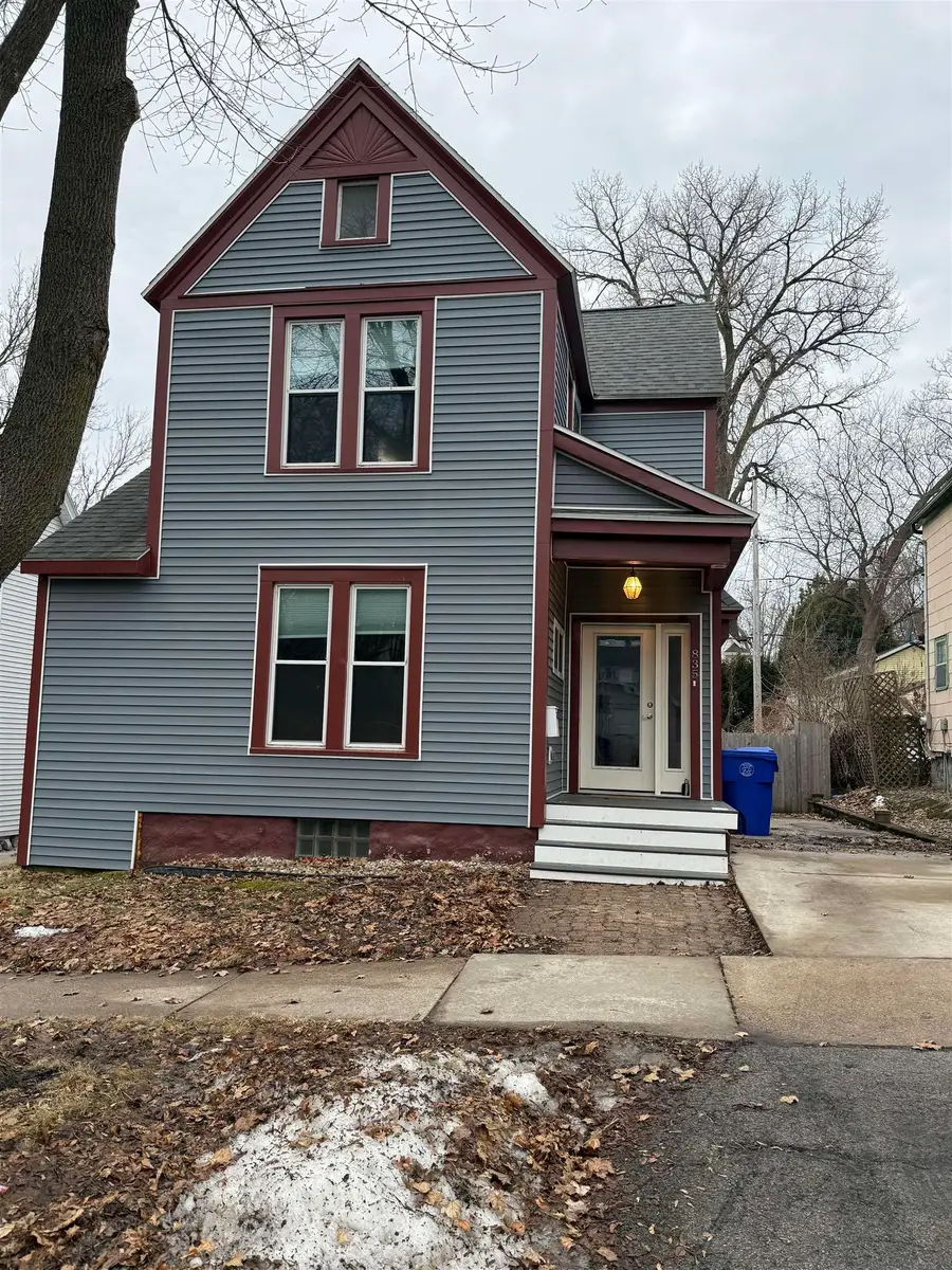 835 E John Street, Appleton, WI 54911 - #2