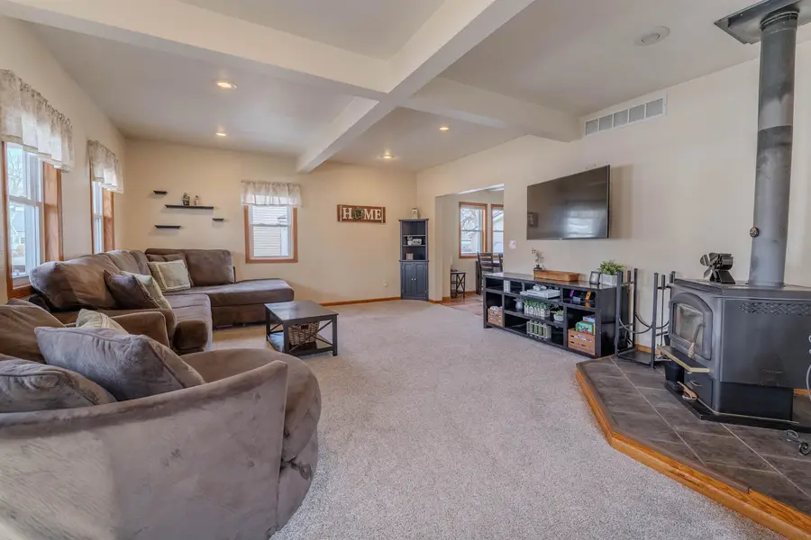 1112 Dove Street, Oshkosh, WI 54902 - #3